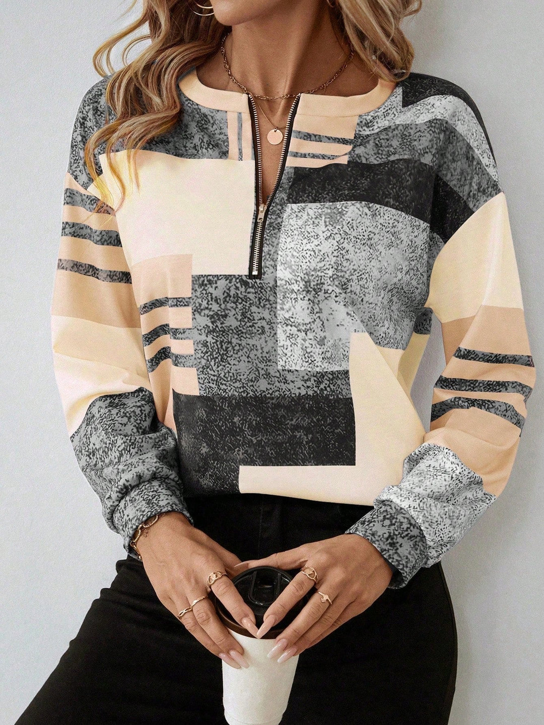 Justina - Elegant Casual Sweatshirt