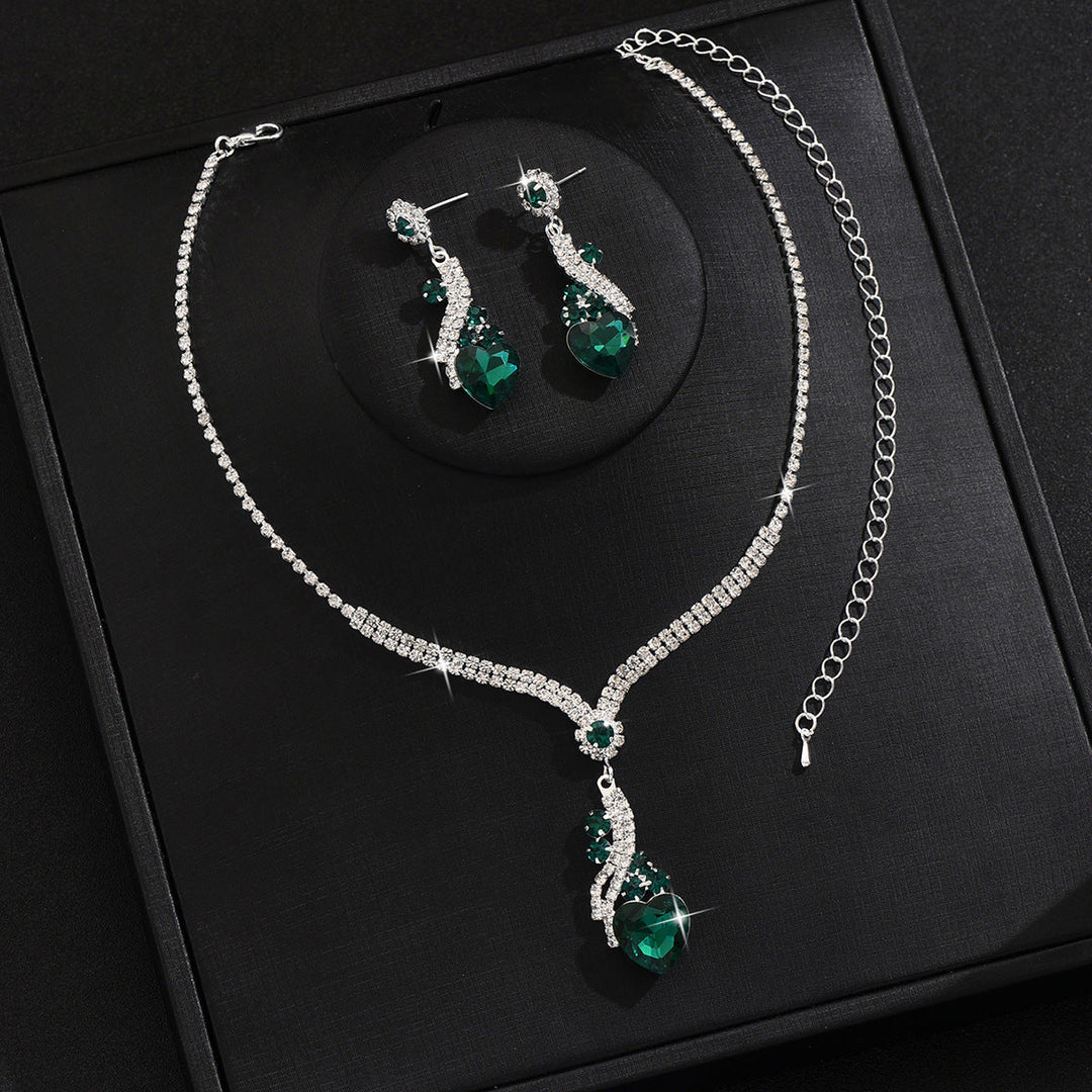 Avriel - Crystal Jewelry Set