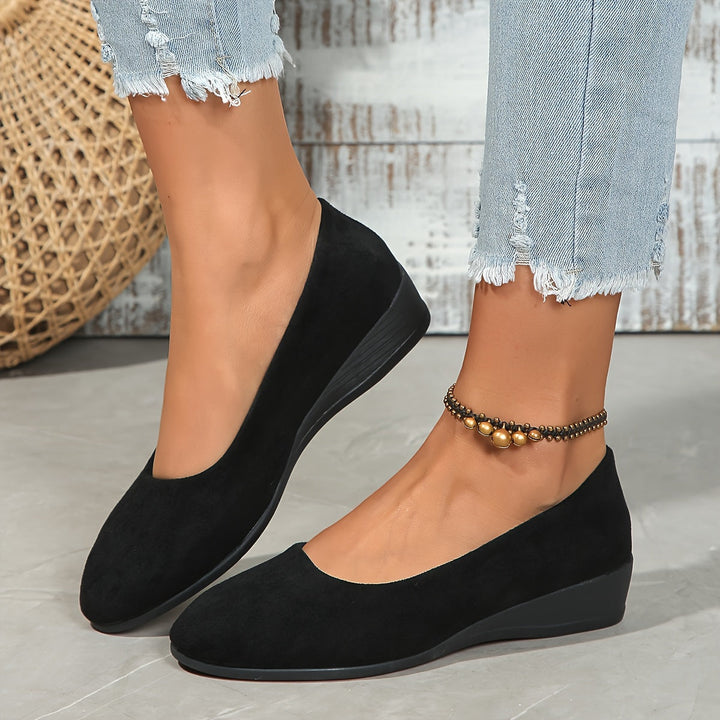 Abrynn - Stylish Casual Shoes